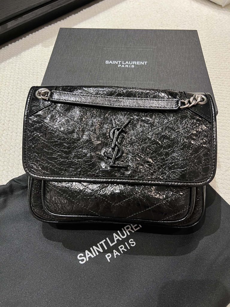 Handbag in Black