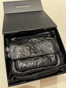 Handbag in Black
