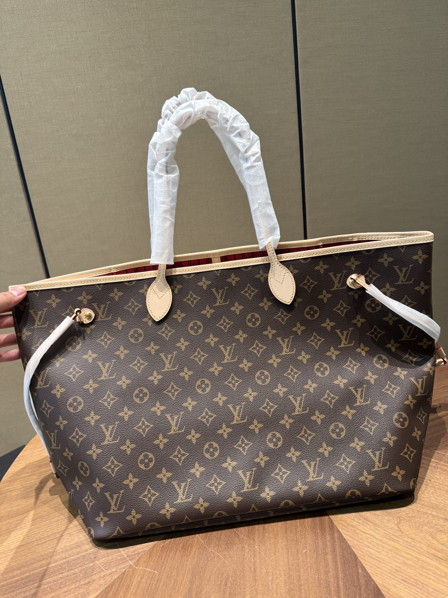 Louis Vuitton Tote Bag M46987