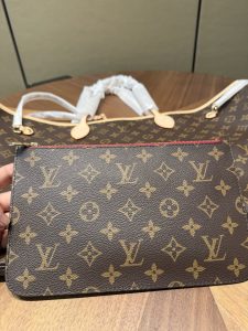 Louis Vuitton Tote Bag M46987