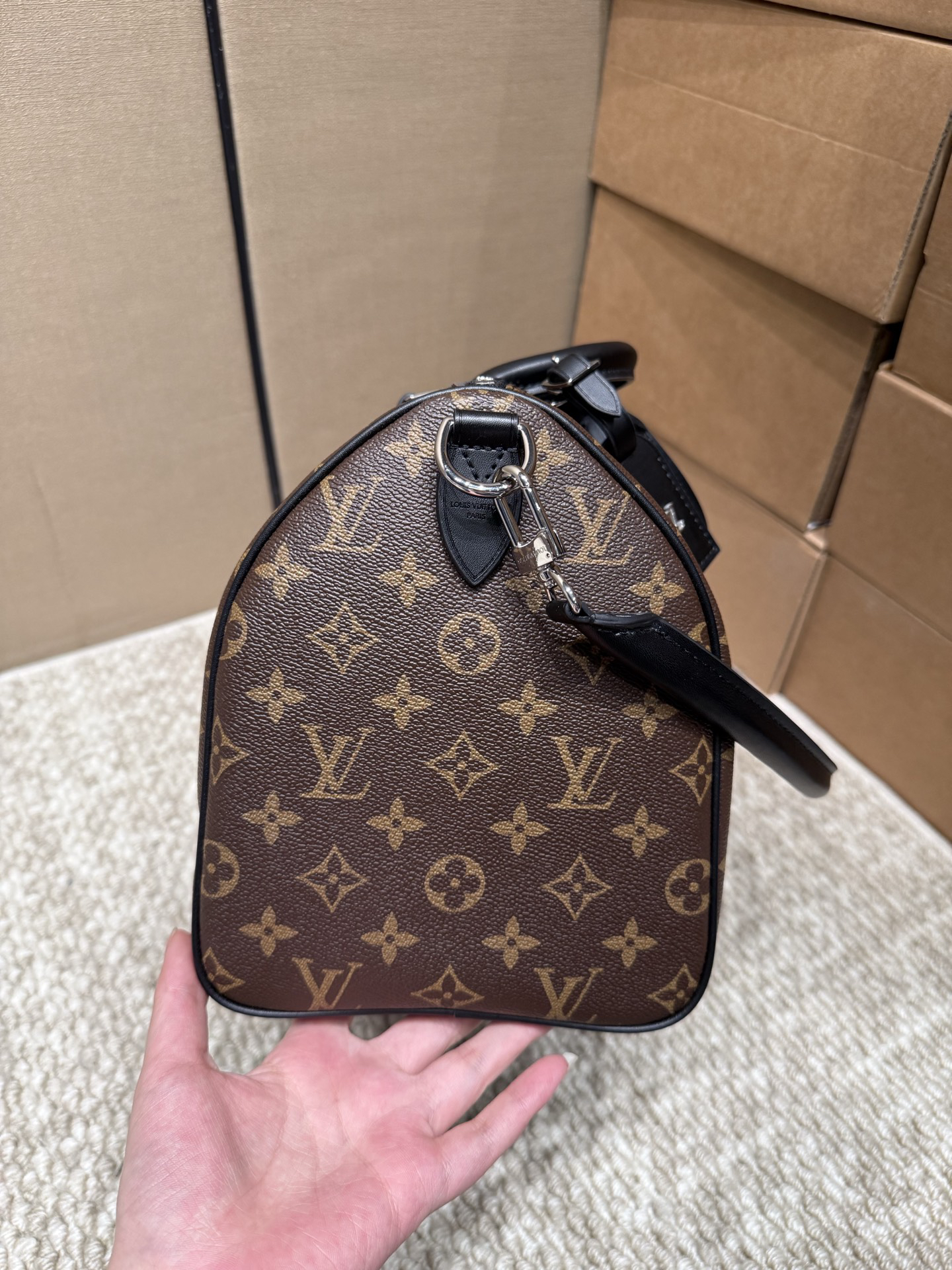 Bag 1228703628
