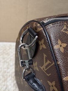 Bag 1228703628