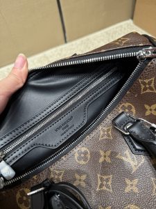 Bag 1228703628