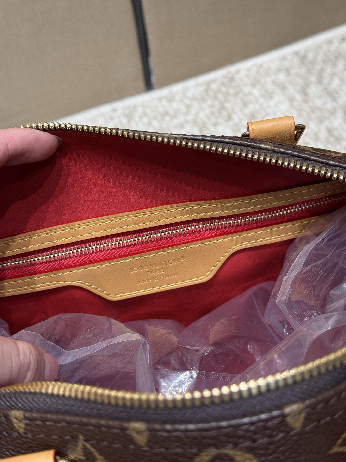 Bag 1228703633