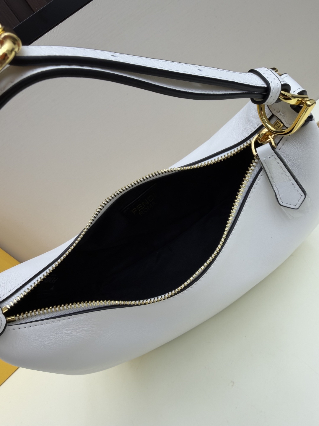 Fendi Handbag 88048
