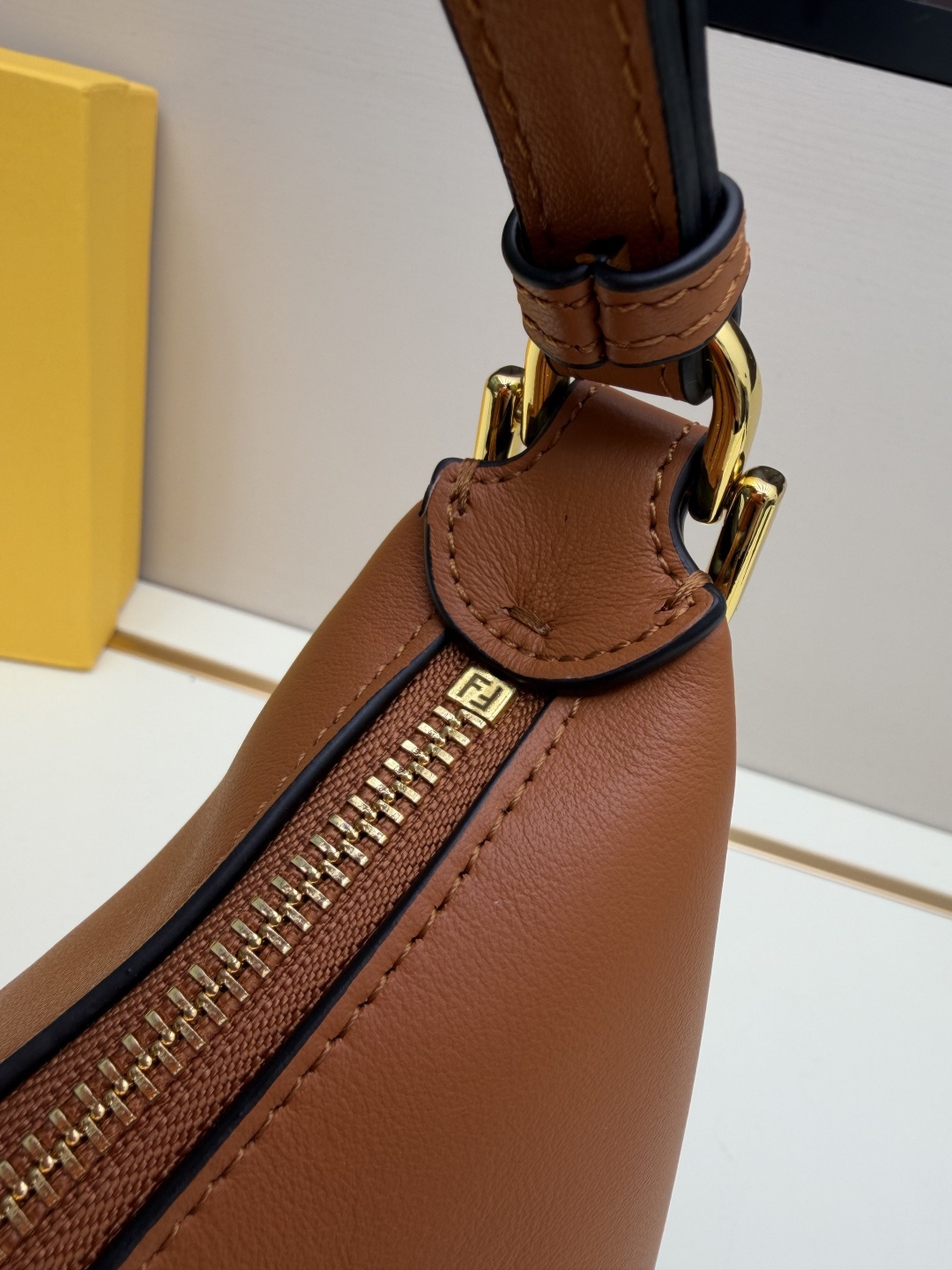 Fendi Handbag 88048