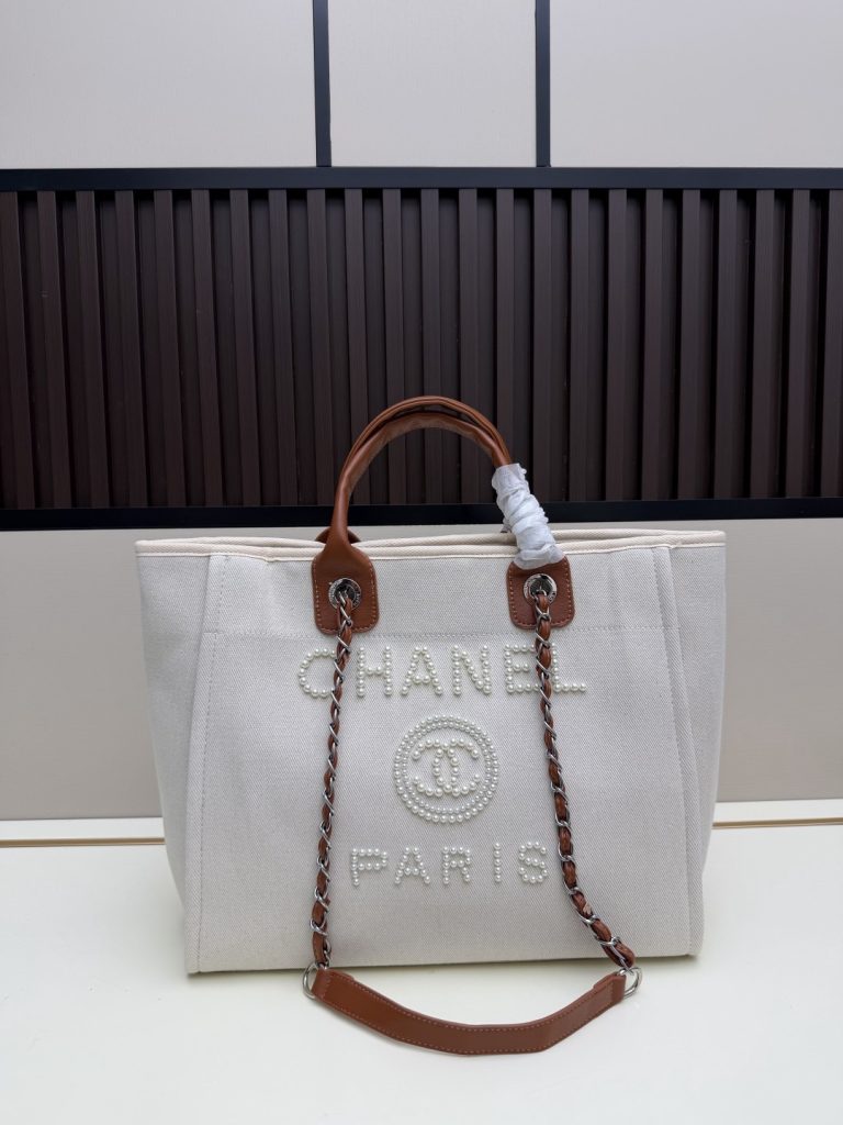 Chanel Shoulder Bag