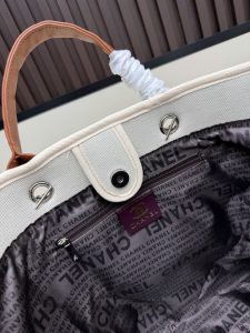 Chanel Shoulder Bag