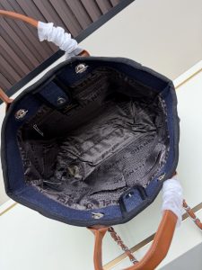 Chanel Shoulder Bag