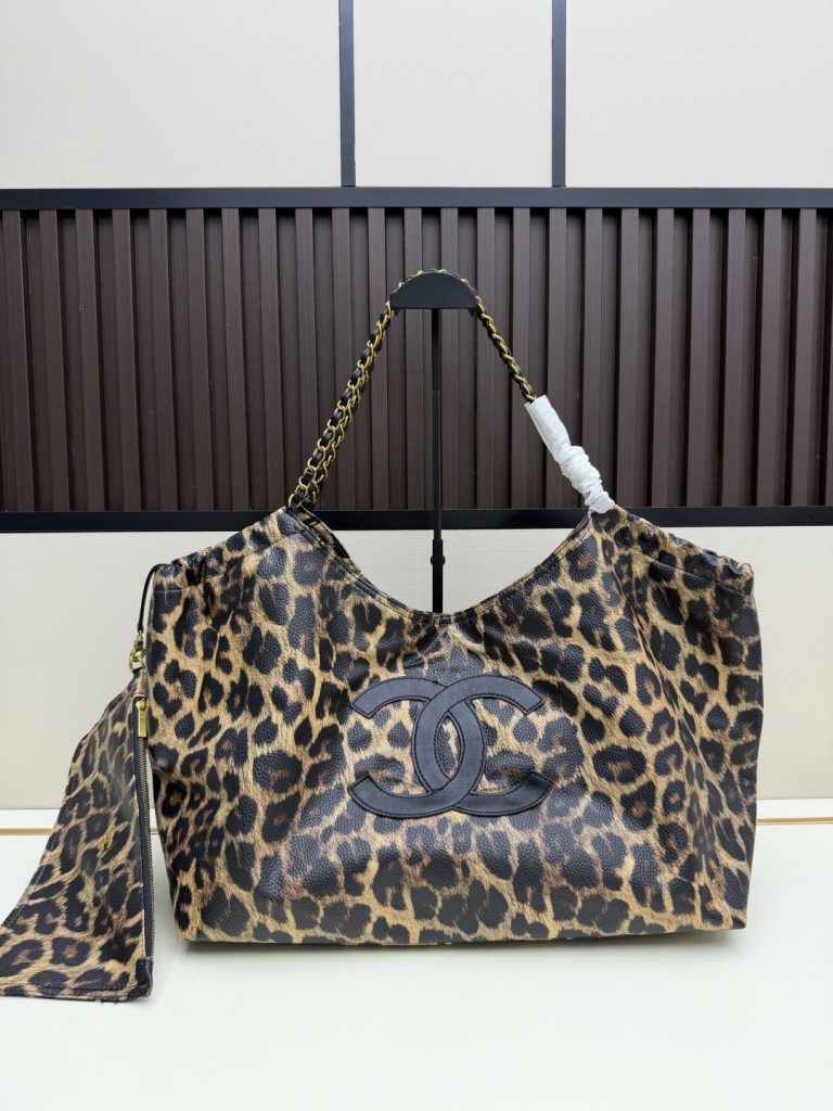 Chanel Tote Bag 2029