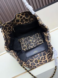 Chanel Tote Bag 2029