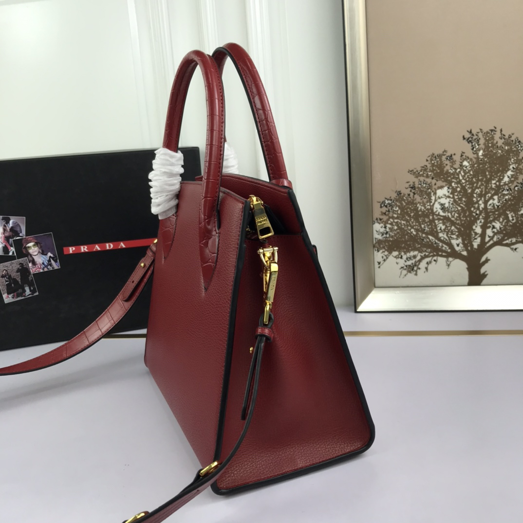 Prada Handbag 66155