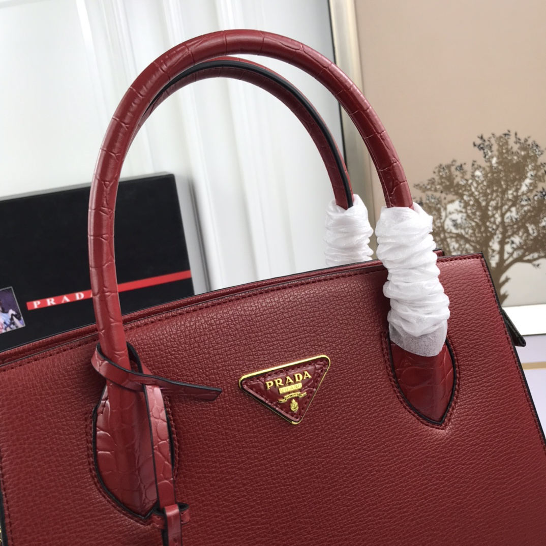 Prada Handbag 66155