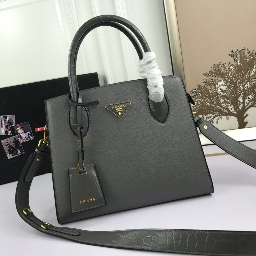 Prada Handbag 66155