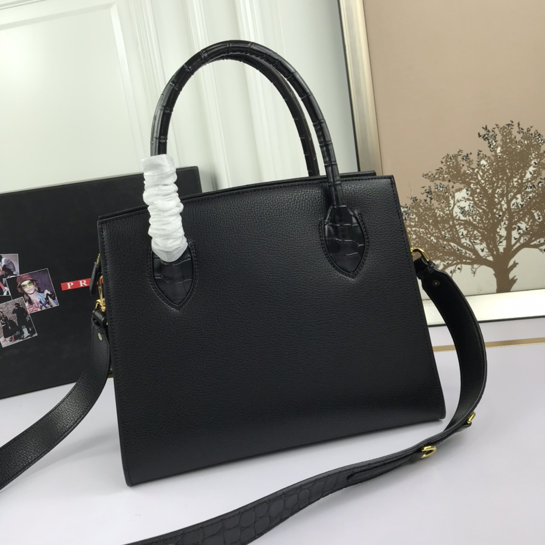 Prada Handbag 66155