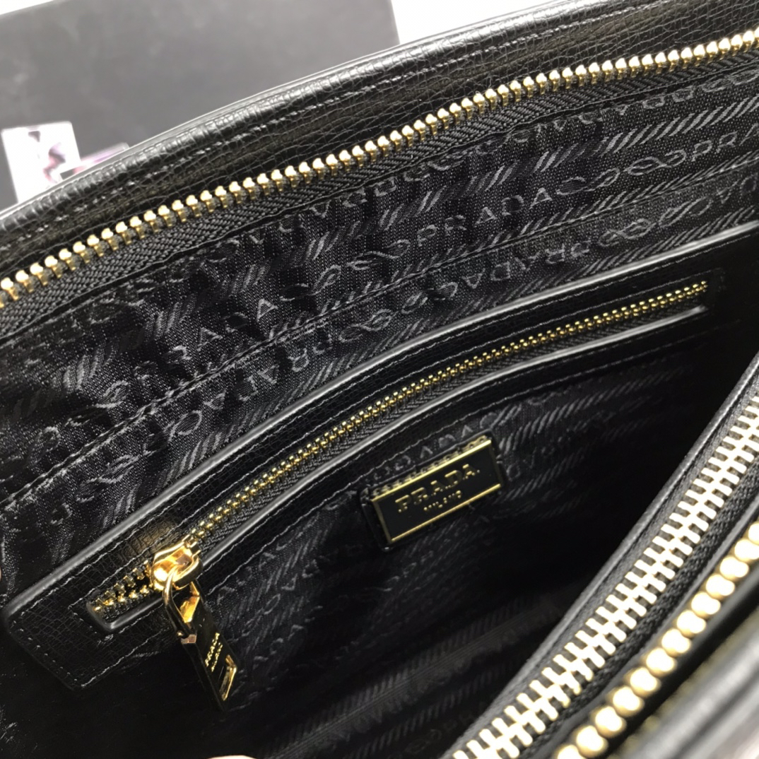 Prada Handbag 66155