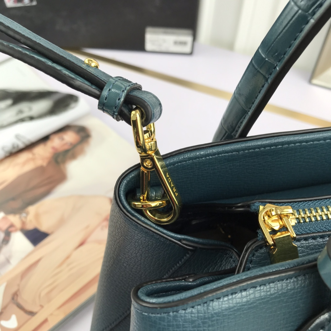 Card Holder 66153