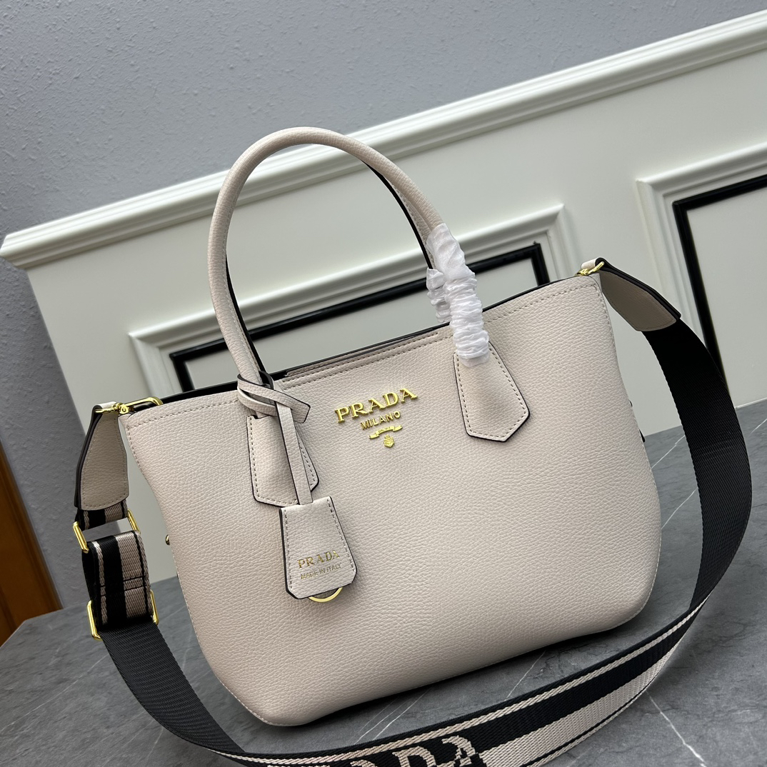 Prada Handbag PL-118