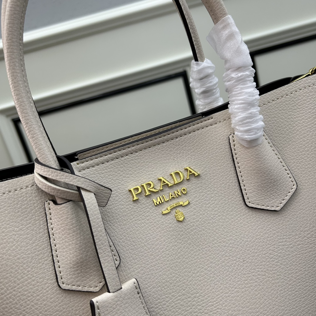 Prada Handbag PL-118