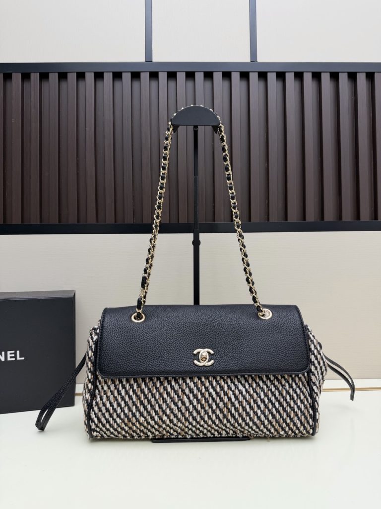 Chanel Handbag 2683
