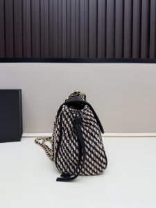 Chanel Handbag 2683