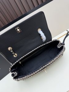 Chanel Handbag 2683