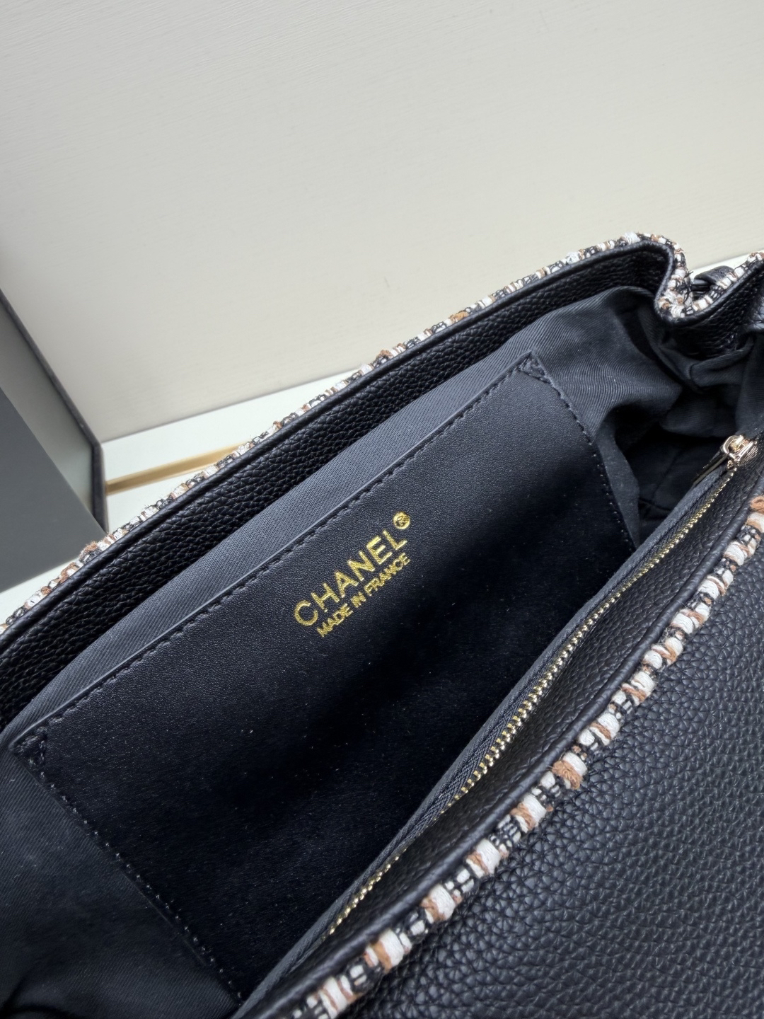 Chanel Handbag 2683