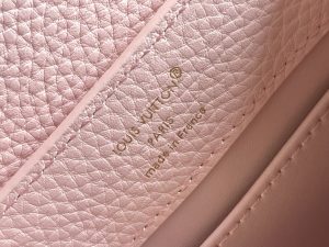 Louis Vuitton Handbag M27309 in White