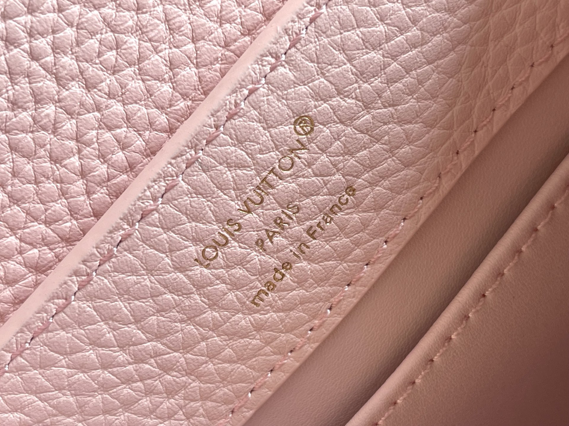Louis Vuitton Handbag M27309 in White