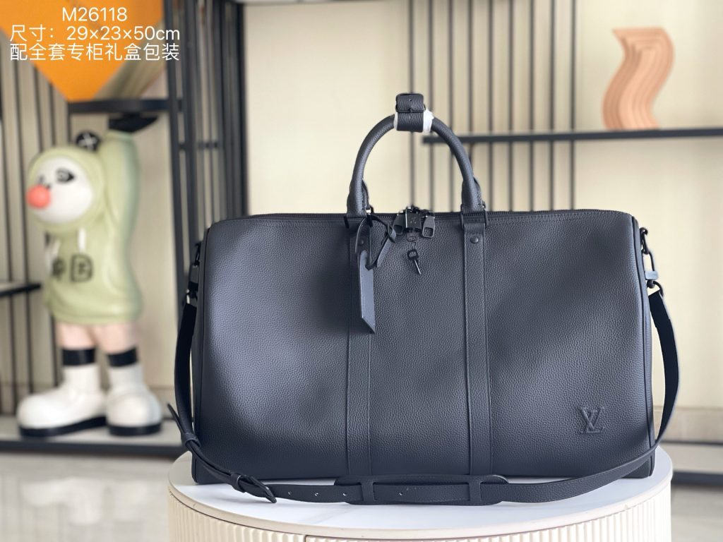Louis Vuitton Handbag M26118