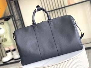 Louis Vuitton Handbag M26118