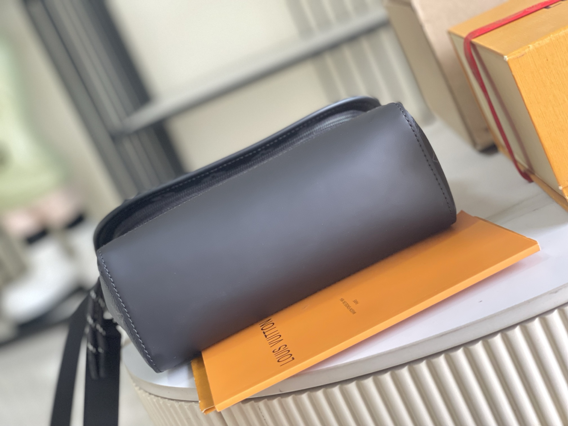 Louis Vuitton Handbag M12681