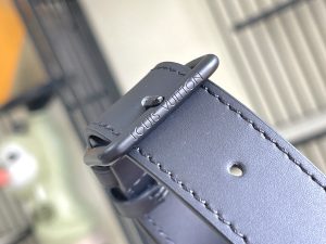 Louis Vuitton Handbag M12681