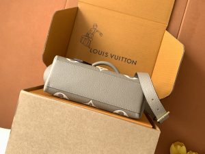 Louis Vuitton Pochette Metis Handbag M45978