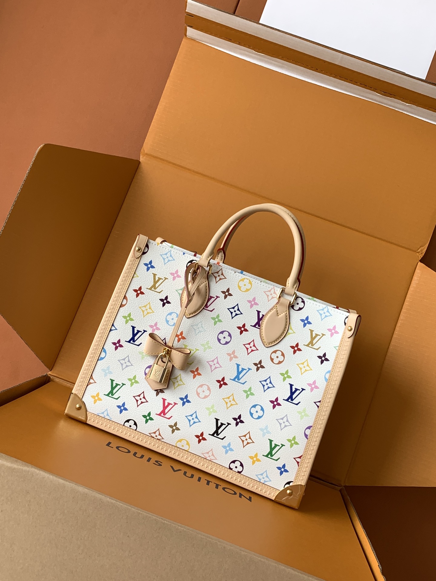 Louis Vuitton Tote Bag M13079