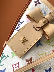 Louis Vuitton Handbag M13661