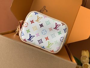 Louis Vuitton Handbag M13089
