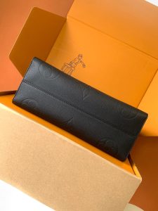Louis Vuitton Handbag M45595