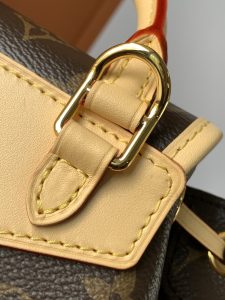 Louis Vuitton Backpack M46932