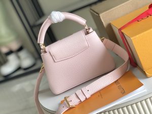 Louis Vuitton Handbag M27309 in White