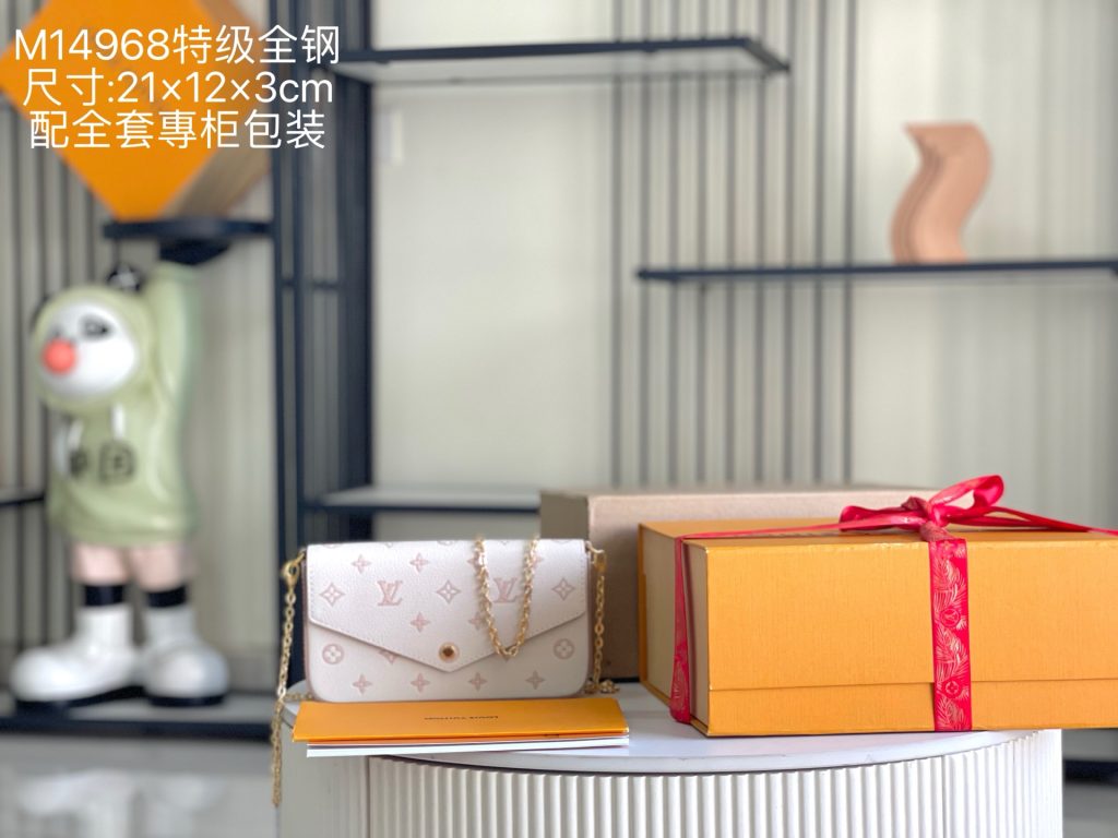 Louis Vuitton Handbag M14968