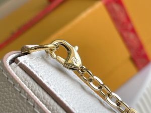 Louis Vuitton Handbag M14968