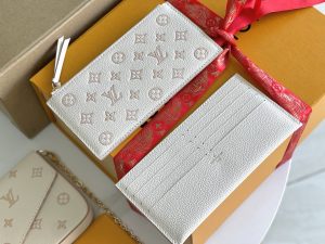 Louis Vuitton Handbag M14968