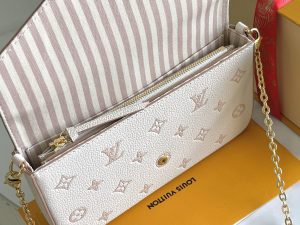 Louis Vuitton Handbag M14968