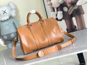 Louis Vuitton Shoulder Bag M28100
