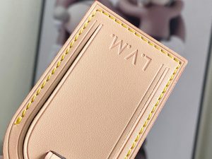 Louis Vuitton Shoulder Bag M28100