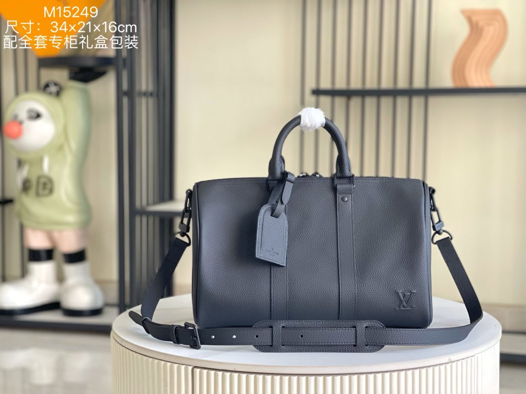 Louis Vuitton Handbag M15249