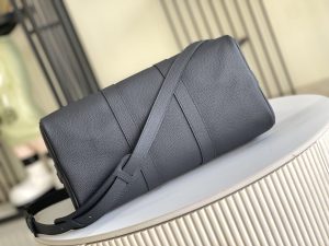 Louis Vuitton Handbag M15249