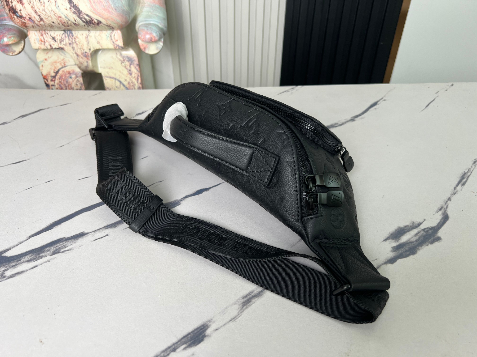 Louis Vuitton Rush Card Holder M47058 in Black