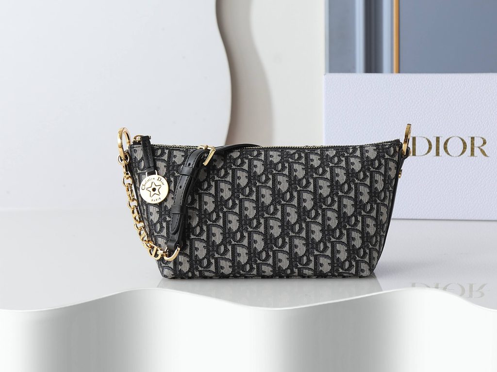 Handbag 3202 in Black